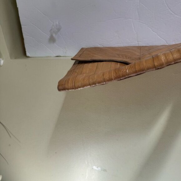 Vintage 1980s 80s Eelskin Clutch Bag Minimalist Leather Zipper Snap Tote Neutral - Picture 13 of 16